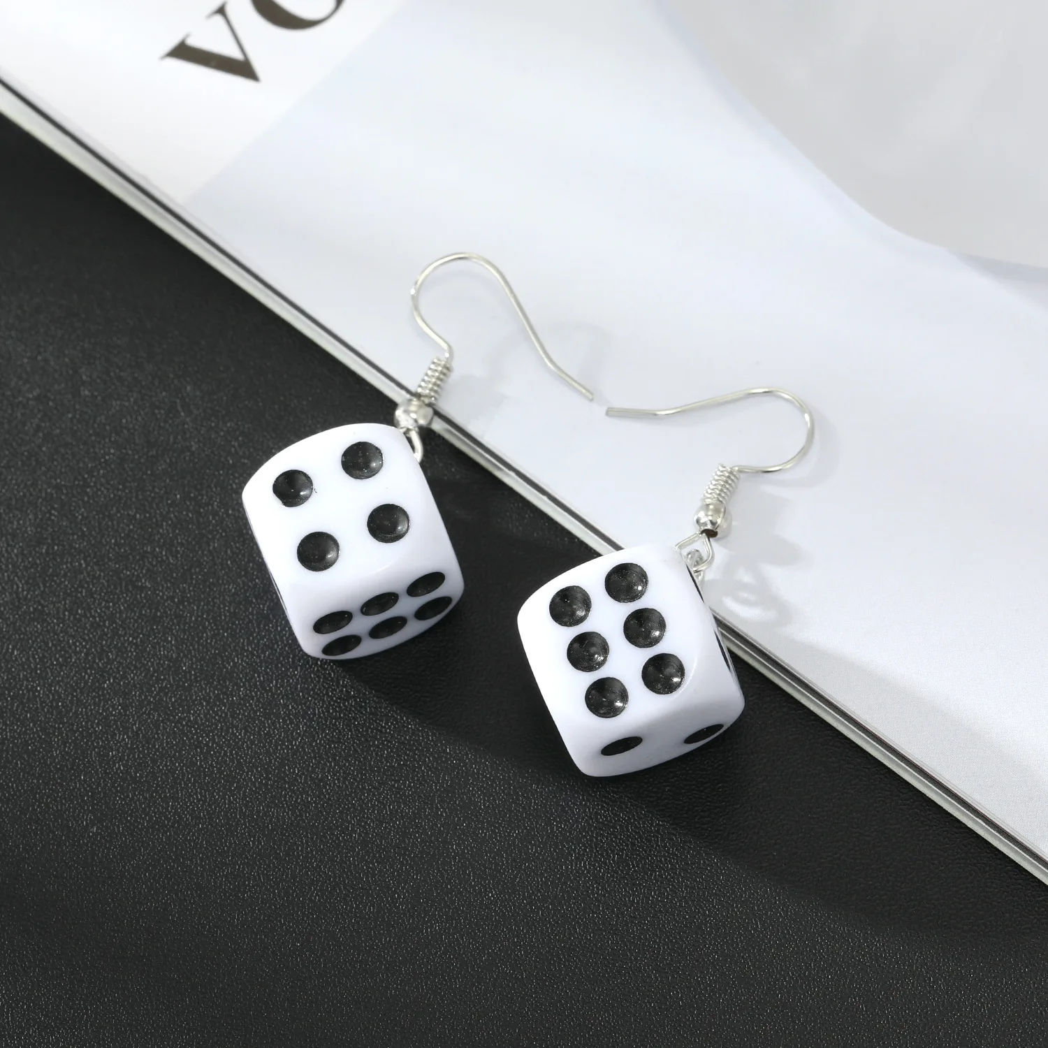 Brincos de Resina Acrílica em  - Party Games Gamecube avaliação e preço