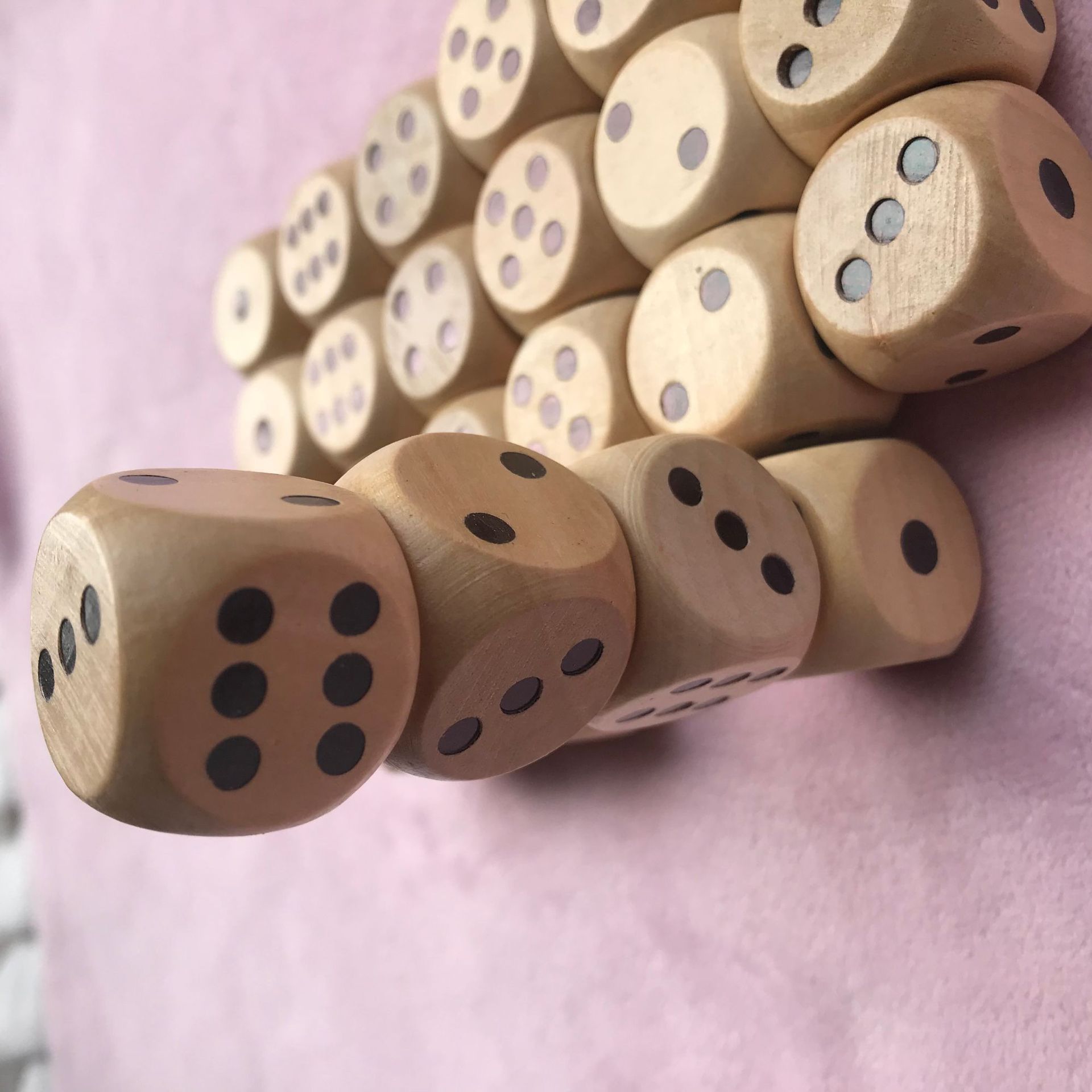 12pçs 16mm dados de madeira po - Party Games Gamecube avaliação e preço